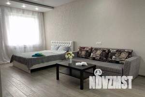 1-к квартира, посуточно, 40м2, 16/22 этаж