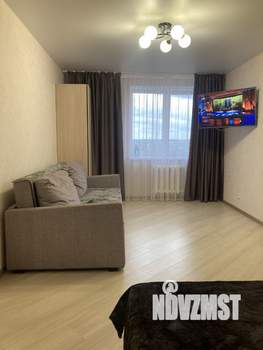 1-к квартира, посуточно, 40м2, 8/10 этаж