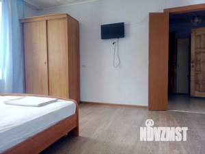 1-к квартира, посуточно, 40м2, 5/9 этаж