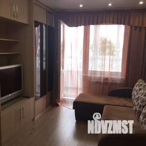 Студия квартира, посуточно, 25м2, 4/17 этаж