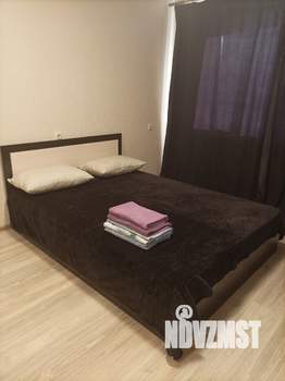 Студия квартира, посуточно, 32м2, 13/18 этаж