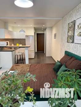 Студия квартира, посуточно, 25м2, 12/17 этаж