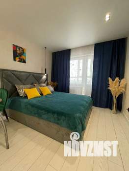 Студия квартира, посуточно, 23м2, 11/18 этаж