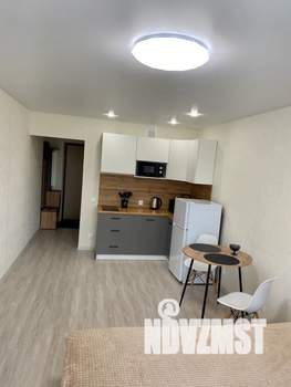 Студия квартира, посуточно, 23м2, 1/17 этаж