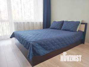 1-к квартира, посуточно, 65м2, 5/5 этаж