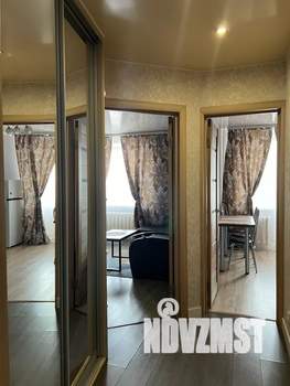 1-к квартира, посуточно, 40м2, 6/9 этаж
