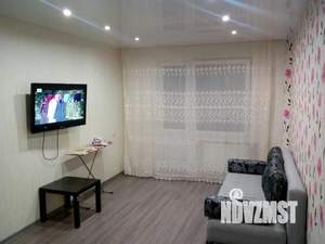 1-к квартира, посуточно, 50м2, 1/1 этаж