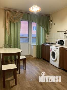 1-к квартира, посуточно, 42м2, 1/9 этаж