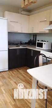 Студия квартира, посуточно, 48м2, 16/16 этаж