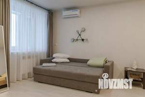 1-к квартира, посуточно, 43м2, 1/1 этаж