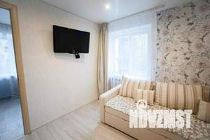 2-к квартира, посуточно, 30м2, 3/3 этаж