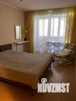 1-к квартира, посуточно, 35м2, 2/10 этаж