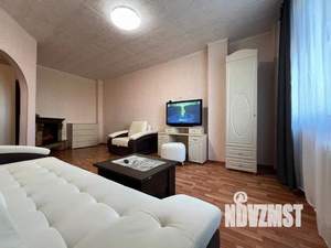 1-к квартира, посуточно, 43м2, 1/1 этаж