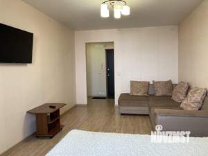 1-к квартира, посуточно, 42м2, 1/1 этаж