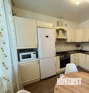1-к квартира, посуточно, 37м2, 2/6 этаж