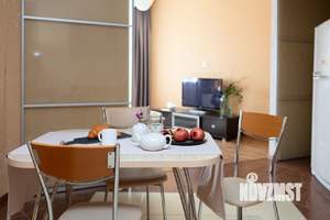 2-к квартира, посуточно, 44м2, 1/10 этаж