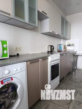 1-к квартира, посуточно, 42м2, 18/25 этаж