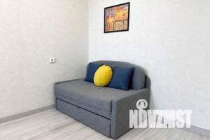 1-к квартира, посуточно, 36м2, 3/10 этаж