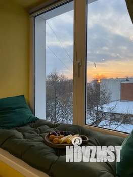 Студия квартира, посуточно, 40м2, 5/5 этаж