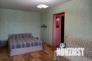 1-к квартира, посуточно, 39м2, 7/10 этаж