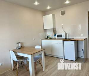 Студия квартира, посуточно, 27м2, 13/17 этаж