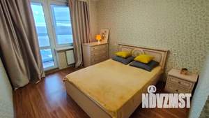 1-к квартира, посуточно, 42м2, 11/18 этаж