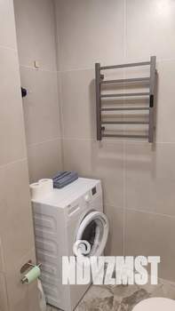 1-к квартира, посуточно, 37м2, 7/10 этаж