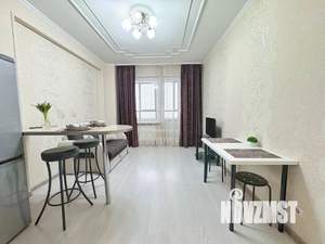 1-к квартира, посуточно, 40м2, 15/22 этаж