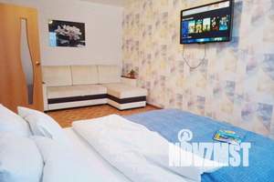 1-к квартира, посуточно, 40м2, 2/9 этаж