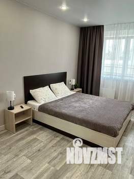 1-к квартира, посуточно, 37м2, 7/10 этаж