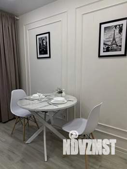 1-к квартира, посуточно, 37м2, 2/17 этаж