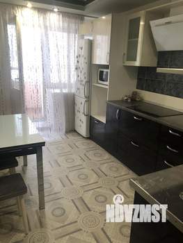 1-к квартира, посуточно, 42м2, 8/10 этаж