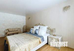 1-к квартира, посуточно, 54м2, 1/1 этаж