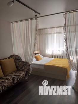 1-к квартира, посуточно, 33м2, 1/3 этаж