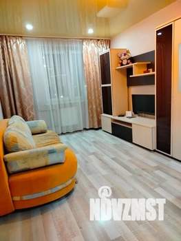 1-к квартира, посуточно, 35м2, 6/9 этаж