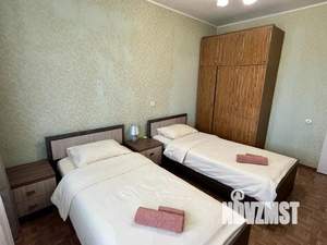 3-к квартира, посуточно, 65м2, 1/1 этаж