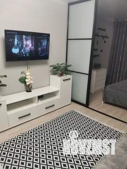 1-к квартира, посуточно, 39м2, 1/9 этаж