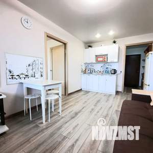 2-к квартира, посуточно, 34м2, 1/17 этаж