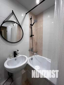 Студия квартира, посуточно, 24м2, 10/17 этаж