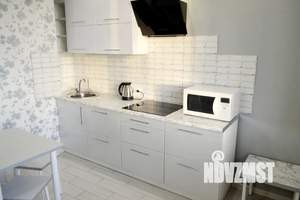 1-к квартира, посуточно, 40м2, 13/19 этаж