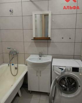 1-к квартира, на длительный срок, 42м2, 4/4 этаж