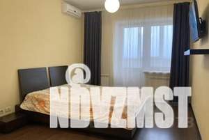 1-к квартира, посуточно, 40м2, 8/8 этаж