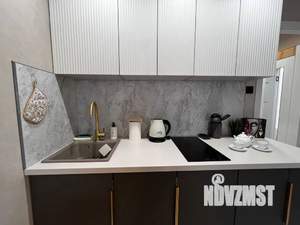 Студия квартира, посуточно, 24м2, 10/17 этаж