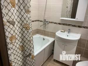 Студия квартира, посуточно, 25м2, 12/17 этаж