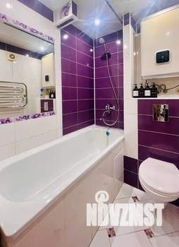 Студия квартира, посуточно, 30м2, 1/10 этаж