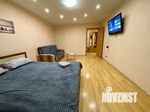 1-к квартира, посуточно, 35м2, 1/1 этаж