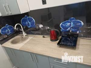 Студия квартира, посуточно, 28м2, 1/17 этаж