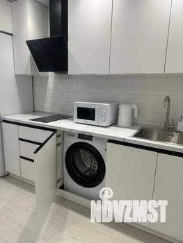 1-к квартира, посуточно, 40м2, 7/10 этаж