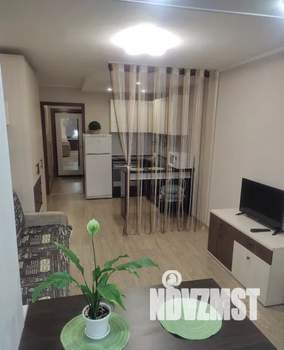 Студия квартира, посуточно, 25м2, 1/17 этаж