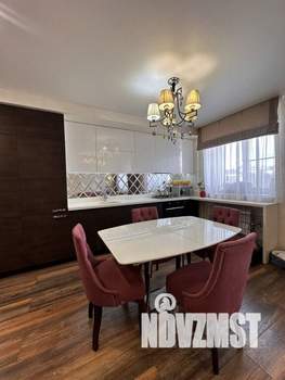 3-к квартира, посуточно, 65м2, 1/1 этаж